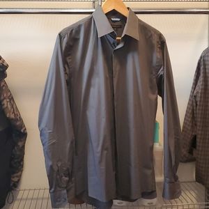 Van Heusen men's dress shirt